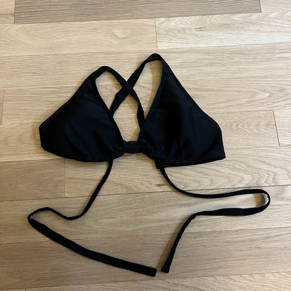 Popina swim black tie-back Bikini top size large.